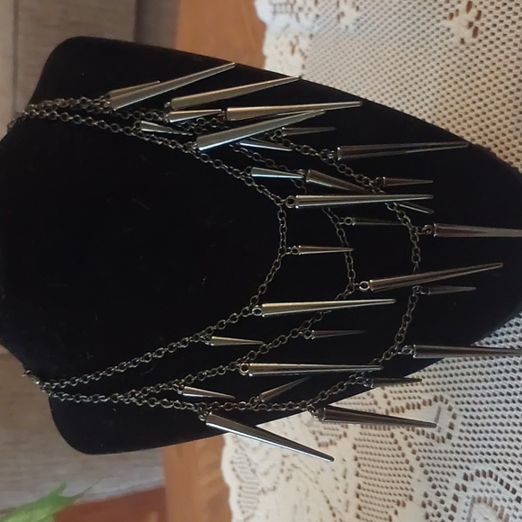 Gothic Fashion Costume Jewelry Lot of 5 - Picture 6 of 16